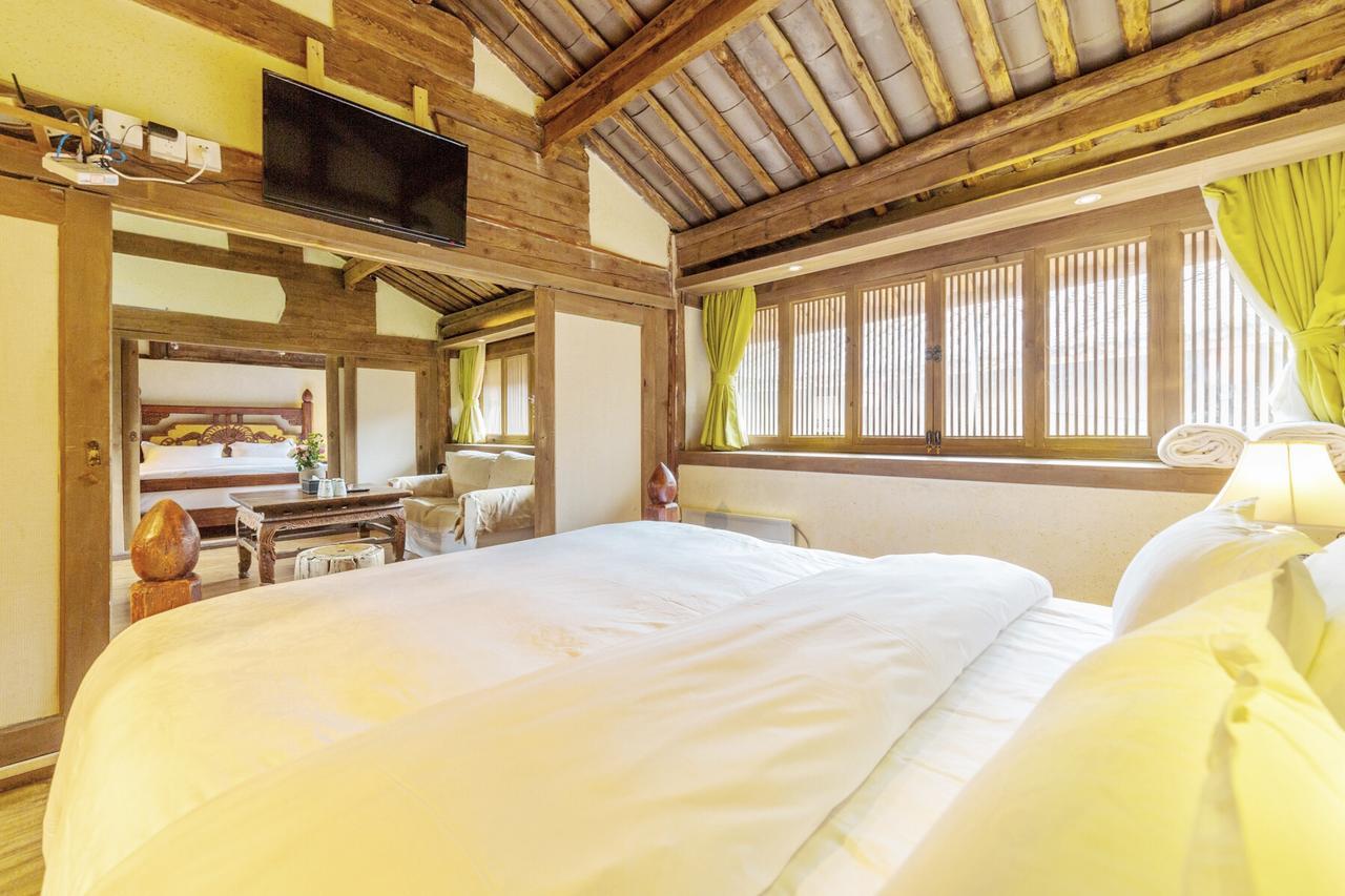 Lijiang Shuhe Yuefeng Resort Hotel Екстериор снимка